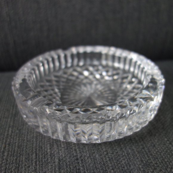 Nice Ash Tray with some Weight to it! - Picture 1 of 7